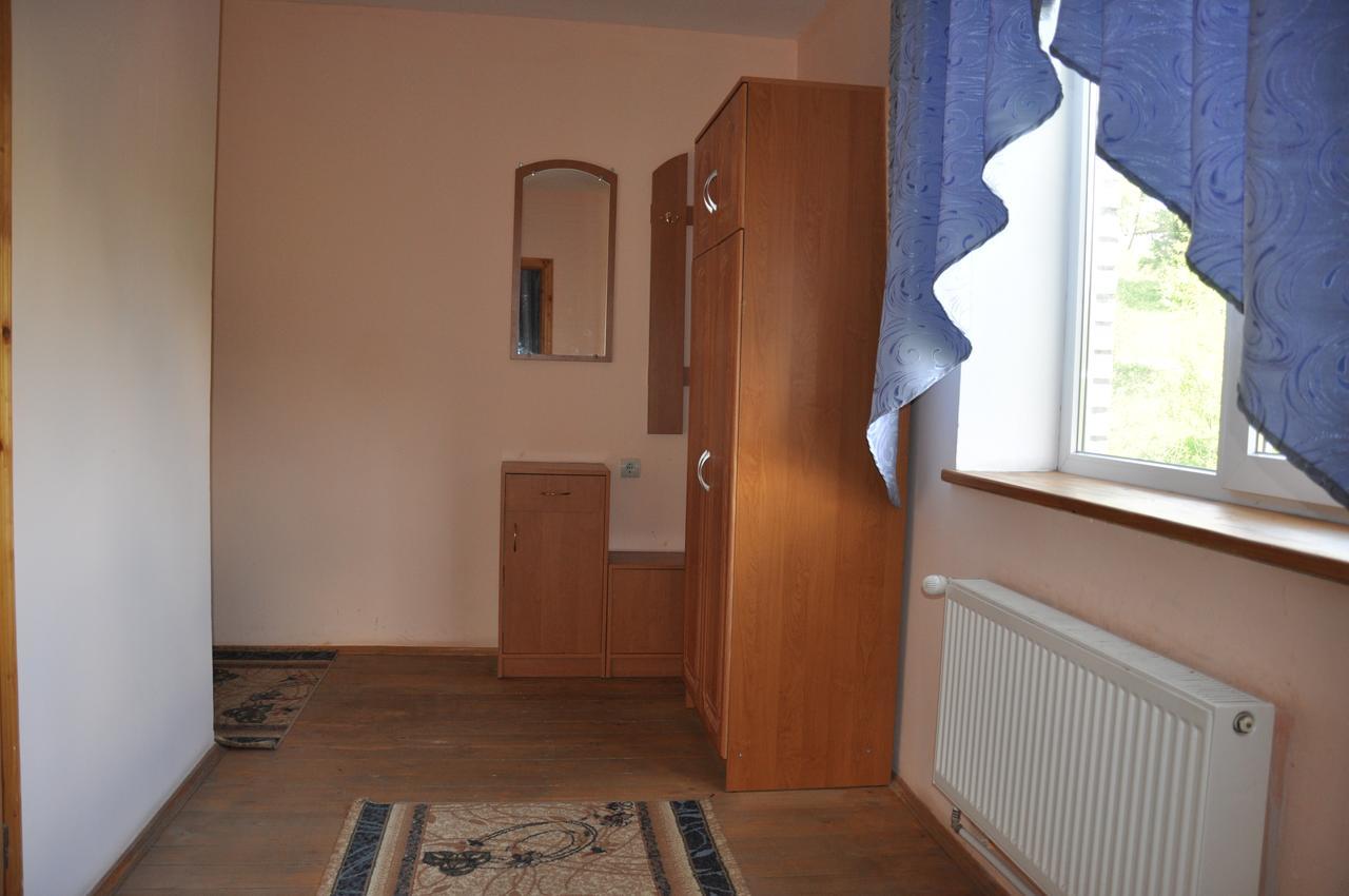 Villa Kolo Druziv à Slavsko Extérieur photo